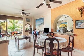 Ocean View 1Br Condo-balcony-beach-pool - 301