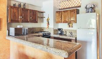 Ocean View 1Br Condo-balcony-beach-pool - 301