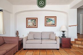 Amazing 2 BR Condo Overlooking the Pool - Romantic Zone