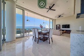 Oceanview Penthouse in Punta Mita - Beach - Pools