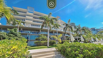 Oceanview Penthouse in Punta Mita - Beach - Pools