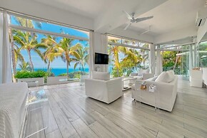 Luxury 1BR APT - Beach View - Jacuzzi - King Bed