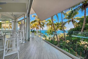 Luxury 1BR APT - Beach View - Jacuzzi - King Bed