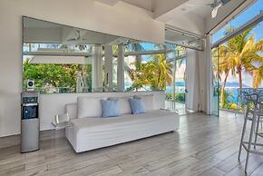 Luxury 1BR APT - Beach View - Jacuzzi - King Bed