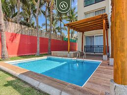 Oceanview 4 BR Condo - Pool - Beach - Terrace