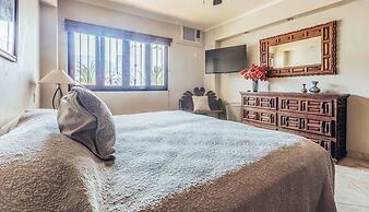Ocean View 2Br Condo-balcony-beach-pool - 805