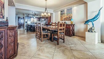 Ocean View 2Br Condo-balcony-beach-pool - 805