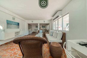 2 BR Condo Right - Romantic Zone - Private Rooftop