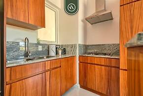 Equipped 2BR Condo in Versalles - Pool - King Bed