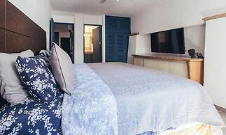 Cozy 2BR King Beds - Rooftop Pool - Fast Wifi