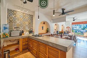 Ocean View 1Br Condo-balcony-beach-pool - 606