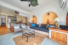 Ocean View 1Br Condo-balcony-beach-pool - 606