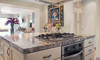Ocean View 2Br Condo-balcony-beach-pool - 712