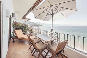 Ocean View 2Br Condo-balcony-beach-pool - 908
