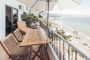 Ocean View 2Br Condo-balcony-beach-pool - 908