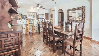 Ocean View 2Br Condo-balcony-beach-pool - 908