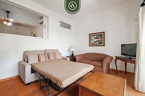 Amazing 2 BR Condo - Private Terrace - Pool