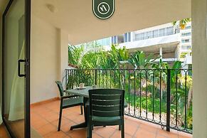 Amazing 2 BR Condo - Private Terrace - Pool