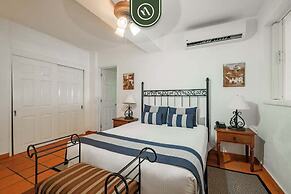 Amazing 2 BR Condo - Private Terrace - Pool