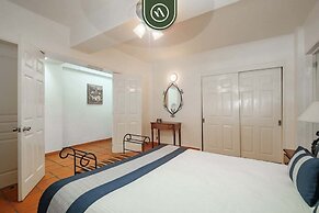 Amazing 2 BR Condo - Private Terrace - Pool