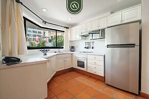 Amazing 2 BR Condo - Private Terrace - Pool