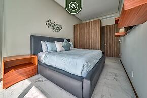 Oceanfront 2BR Condo - Pool - Cevicheria - Beach