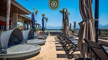 Cozy Apt With Private Terrace - Pool - King Beds