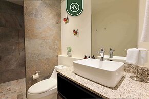 Cozy Apt With Private Terrace - Pool - King Beds