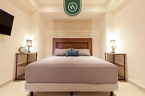 Cozy Apt With Private Terrace - Pool - King Beds