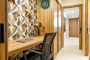 Elegant 1 BR Condo - Beachfront - Pools - King