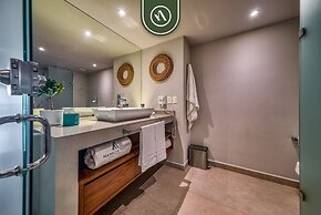Oceanview Studio - Beach - King Bed - Pool