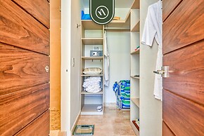 Luxurious 2 BR Condo - Oceanfront - Infinity Pools