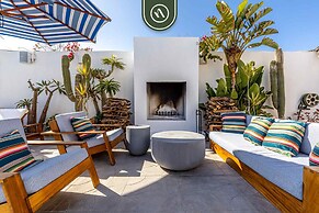 Oceanfront 10 BR Villa With Pool - Jacuzzi - Beach