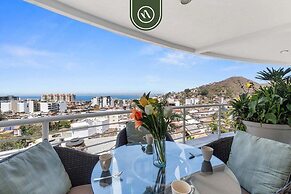 Stunning 2 BR Condo - Oceanview Terrace - Downtown