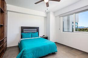 Believe Condo Flamingos Believe 302