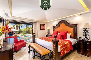 Villa With Private Pool & Patio in Cabo