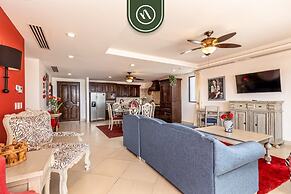 2BR Condo With Private Terrace - Ocean View - Pool