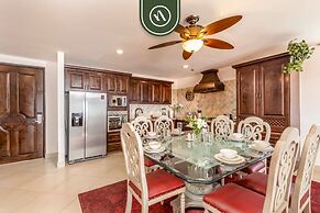 2BR Condo With Private Terrace - Ocean View - Pool