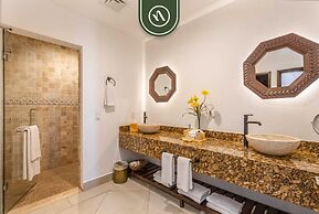 2BR Condo With Private Terrace - Ocean View - Pool