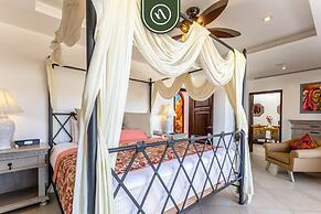 2BR Condo With Private Terrace - Ocean View