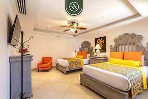 2BR Condo With Private Terrace - Ocean View