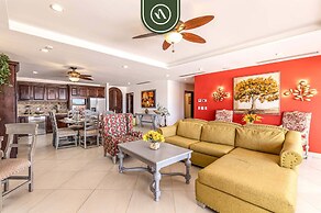 2BR Condo With Private Terrace - Ocean View
