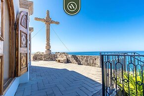 2BR Condo With Private Terrace - Ocean View