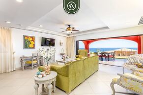 Beautiful House With Ocean View in Cabo