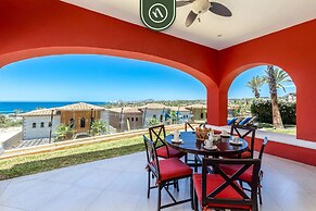Beautiful House With Ocean View in Cabo