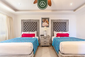 Great Condo With Private Balcony - Ocean View