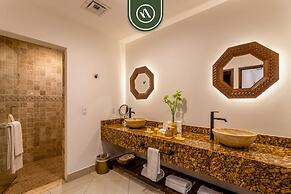 Great Condo With Private Balcony - Ocean View