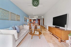 Stylish 2 BR Condo - Pools - Golf - Membership