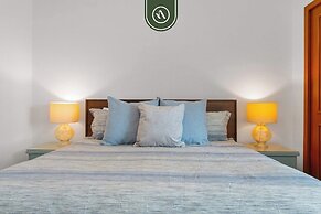 Stylish 2 BR Condo - Pools - Golf - Membership