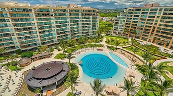 Luxury 4 BR Condo - Private Beachfront Deck With Pool